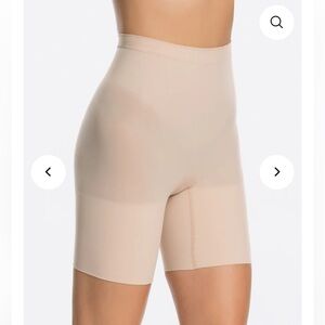 SPANX Power Series Shaping Mid Thigh Short Sz M